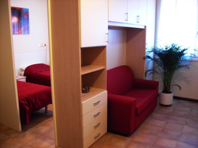 Olly Apartments Болоня Стая снимка